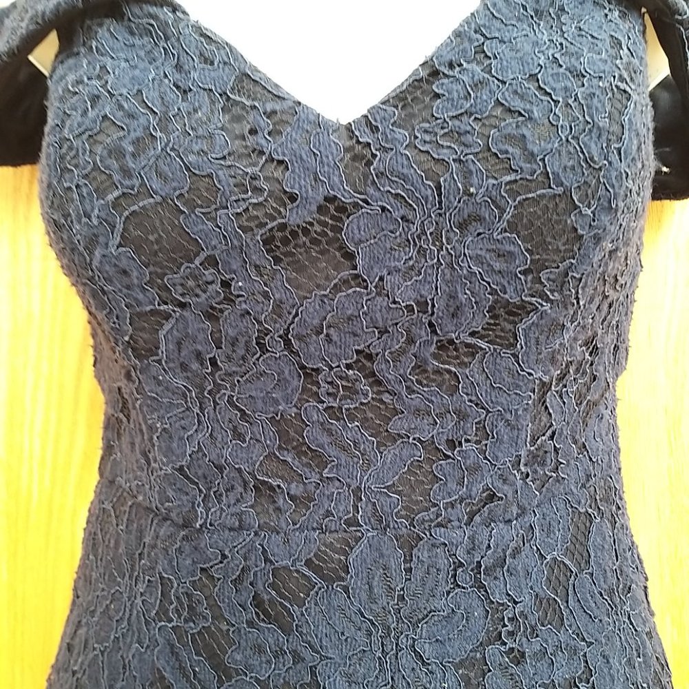 Xscape Womens Navy Lace Off-The-Shoulder Hi-Low Midi Dress Petites 2P Pre-owne - Picture 2 of 16